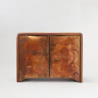 <a href="https://www.galeriegosserez.com/artistes/loellmann-valentin.html">Valentin Loellmann </a> - Copper - Buffet